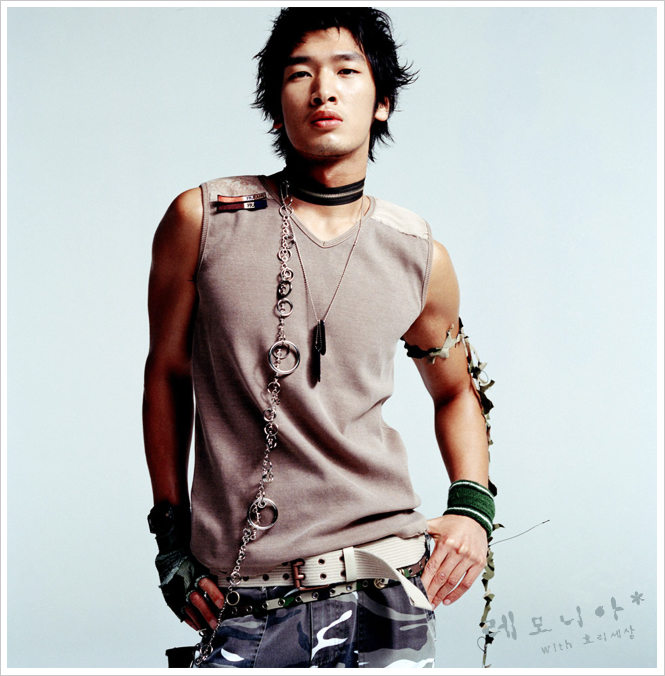 http://www.hyoleeworld.com/bbs/data/community_photo/bbfrjeansm19.jpg