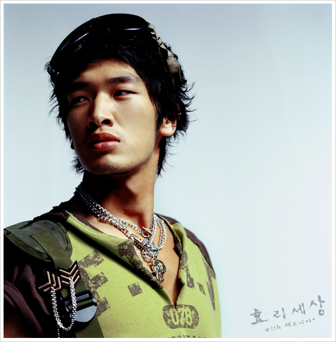 http://www.hyoleeworld.com/bbs/data/community_photo/bbfrjeansm6.jpg
